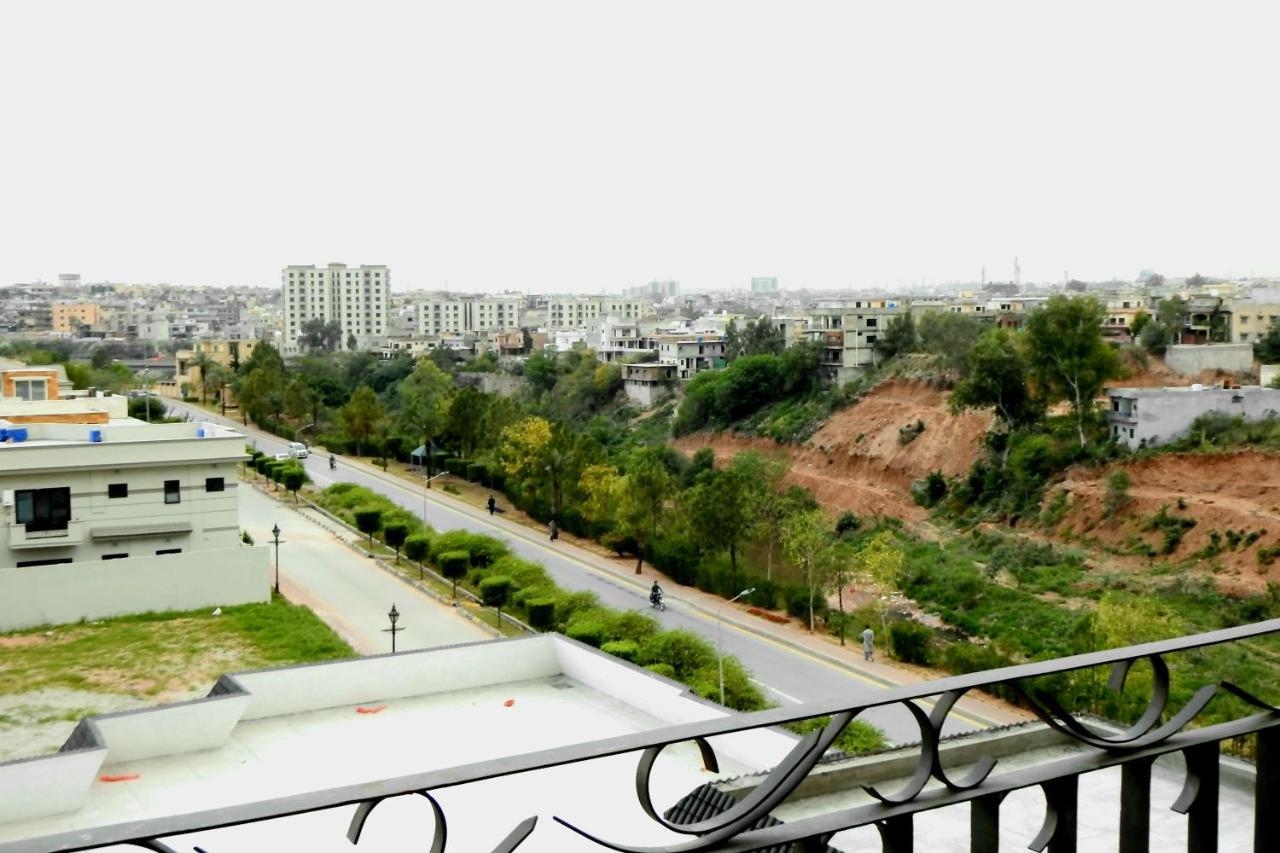 Executive Apartments In Bahria Heights 라왈핀디 외부 사진