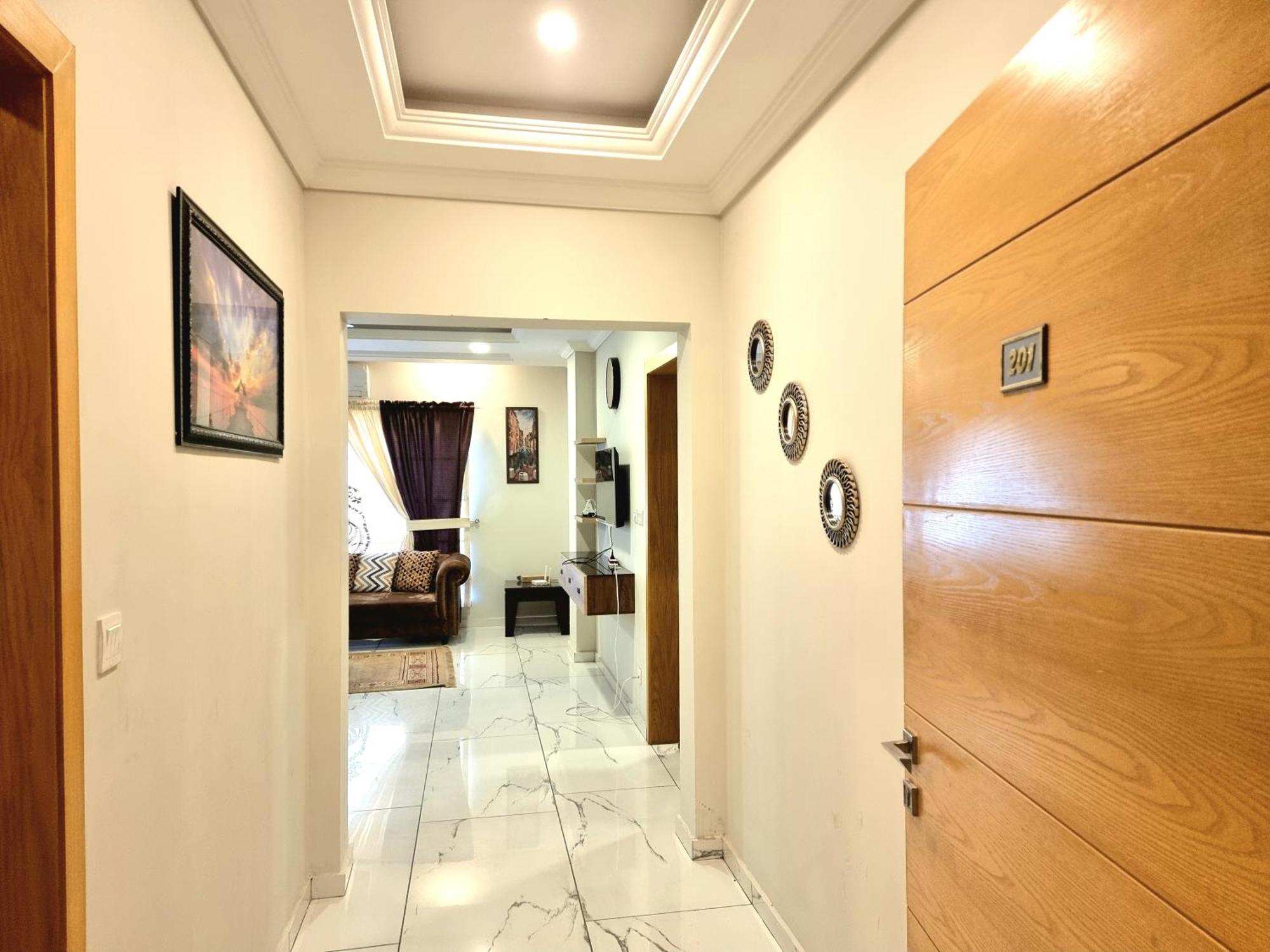 Executive Apartments In Bahria Heights 라왈핀디 객실 사진