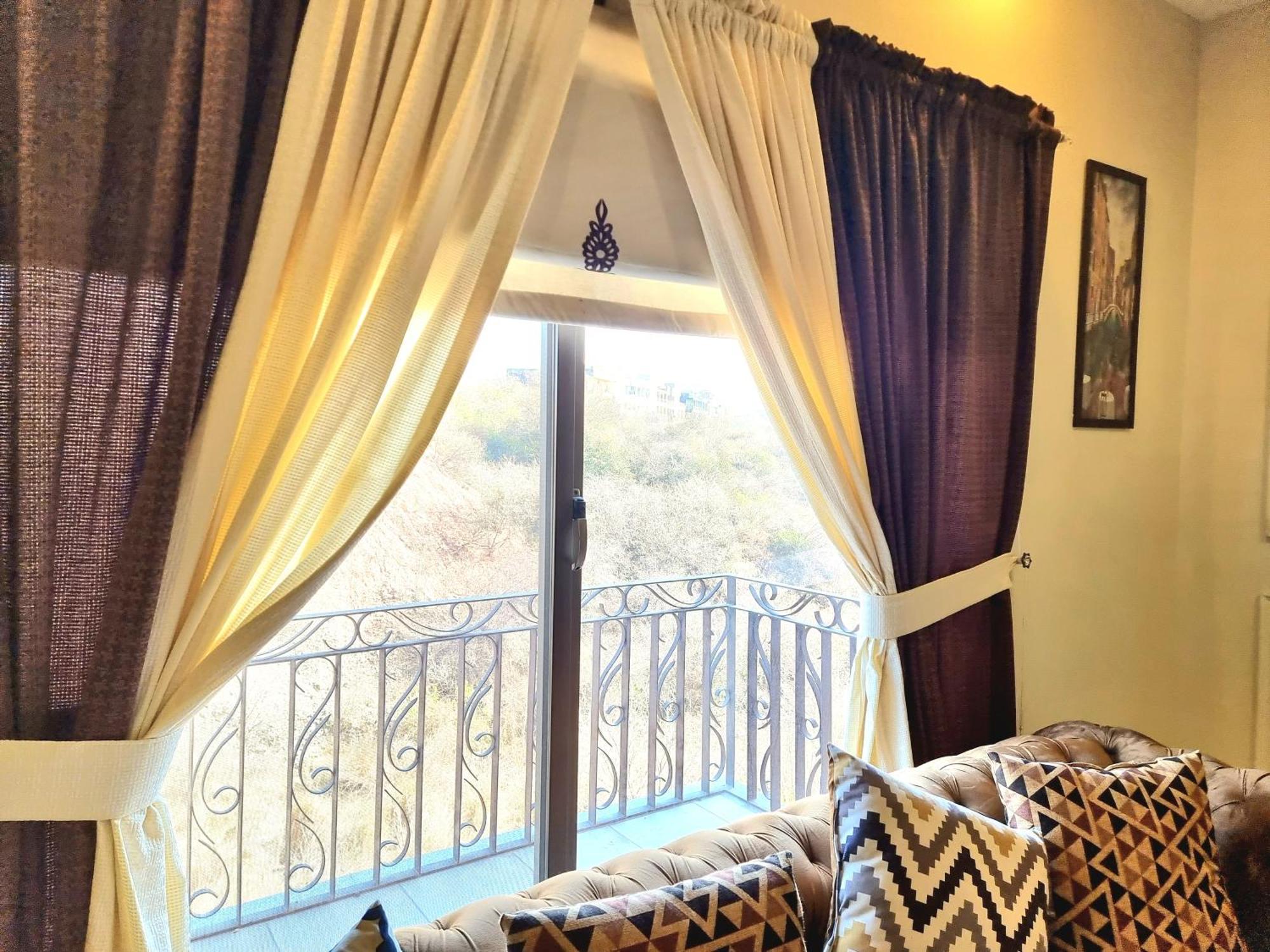 Executive Apartments In Bahria Heights 라왈핀디 객실 사진