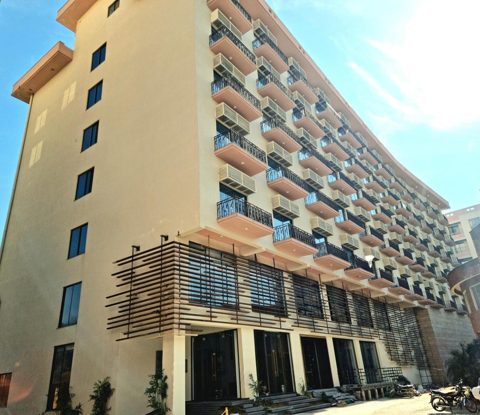 Executive Apartments In Bahria Heights 라왈핀디 객실 사진